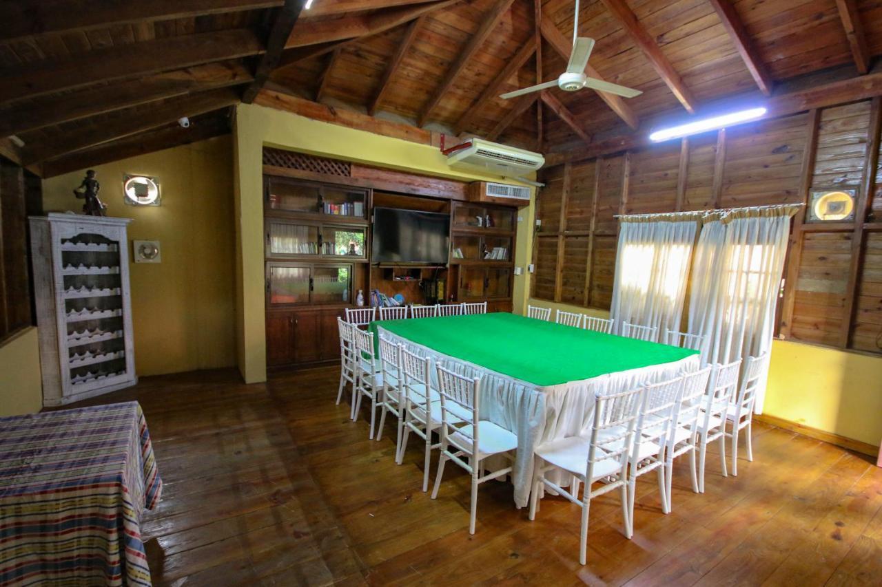 Deluxe Suites Guacamayos - Eco-Lodge & Swimming Pool Bonao Exterior photo